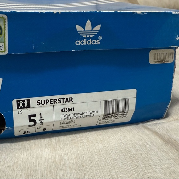 Adidas Superstar II White Sneakers - Picture 5 of 5